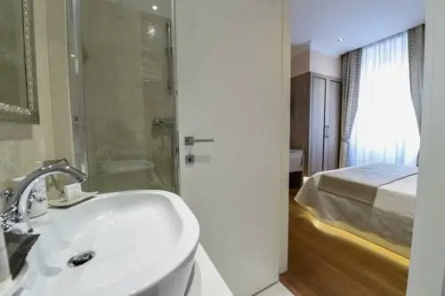Domus Clara