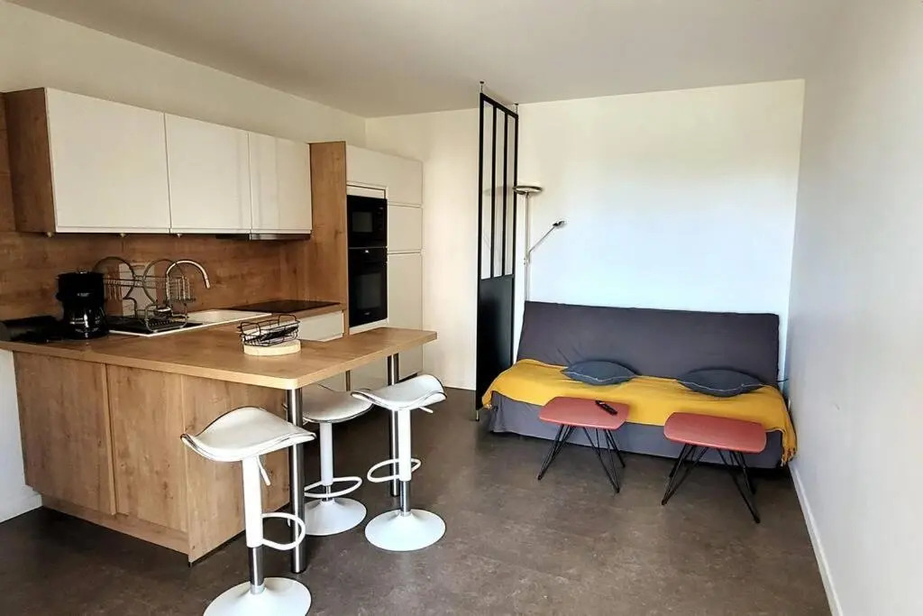 Comme a la Maison!!A 5 Min a Pied Plage,Pkg Prive