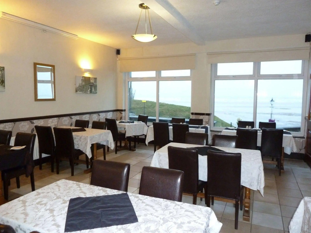 Bailey Ground Hotel