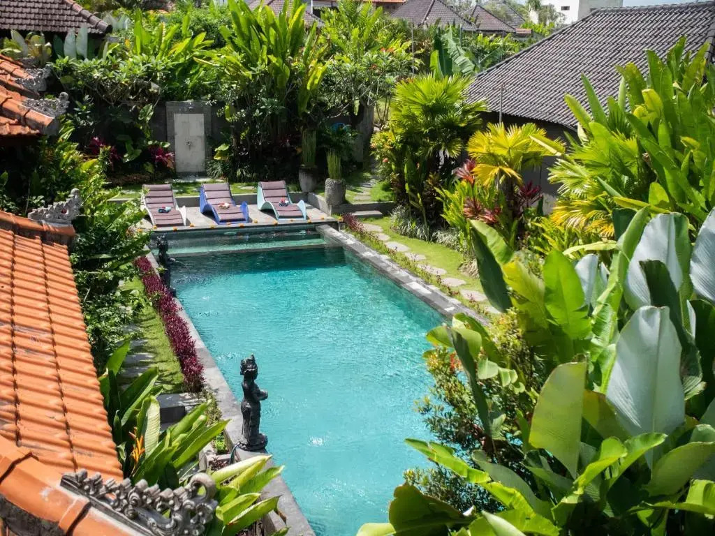 Ratna Villa 4