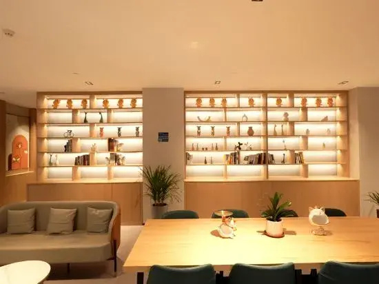 GELI Hotel