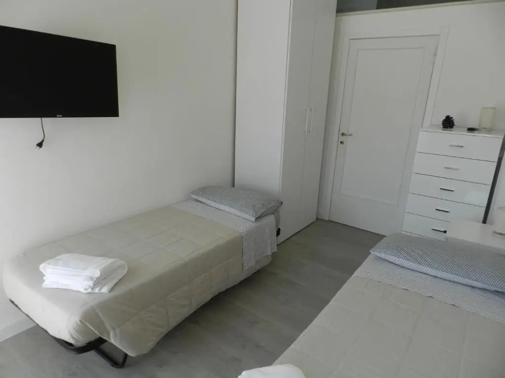 Appartamenti Via Cortonese 1