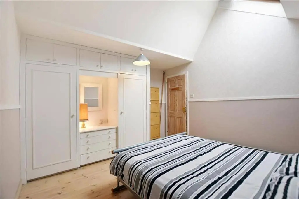 Unique, perfectly located town centre house