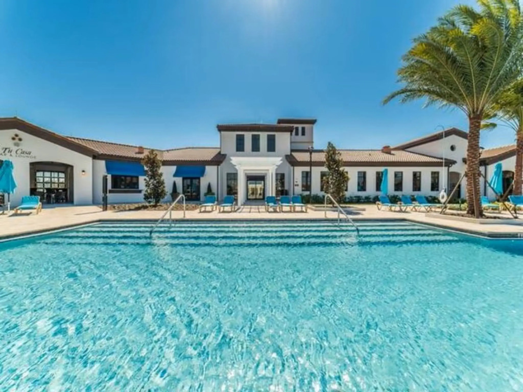 Lovely 5BR Townhouse at Windsor at Westside townhouse