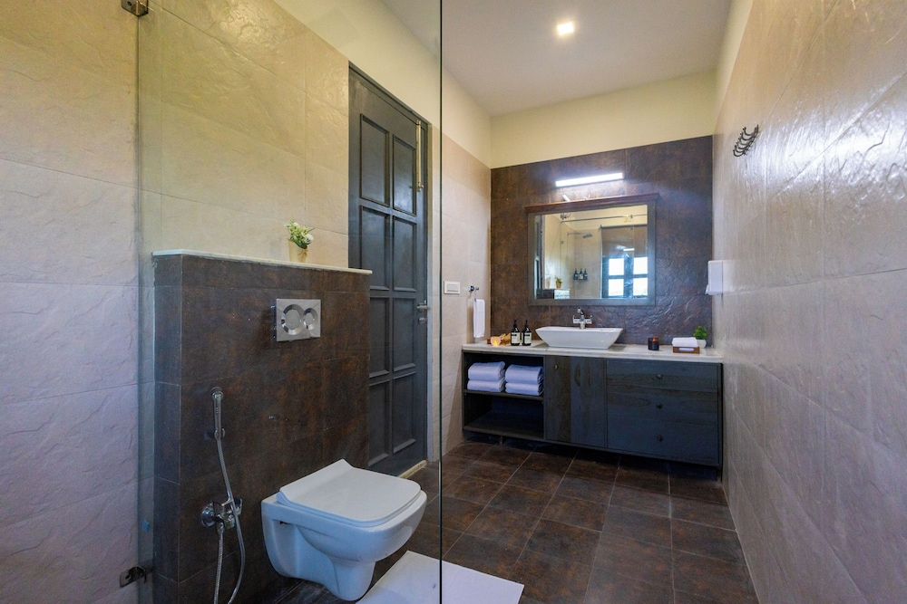 Alaya Stays Aravale Farm 4BHK Petfrndly