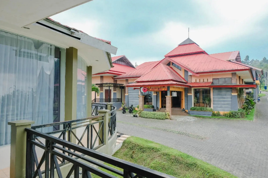 Capital O 892 Grand Pujon View Hotel And Resort