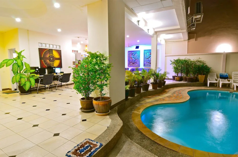 Enjoy Hotel