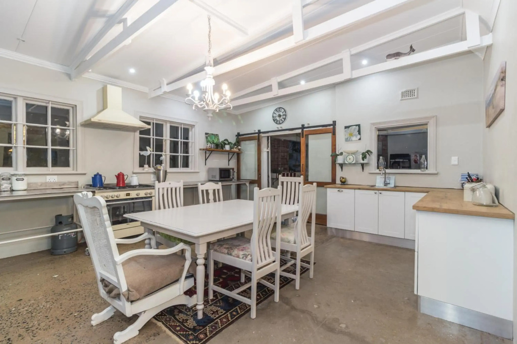 A Whale's Tale Beach House