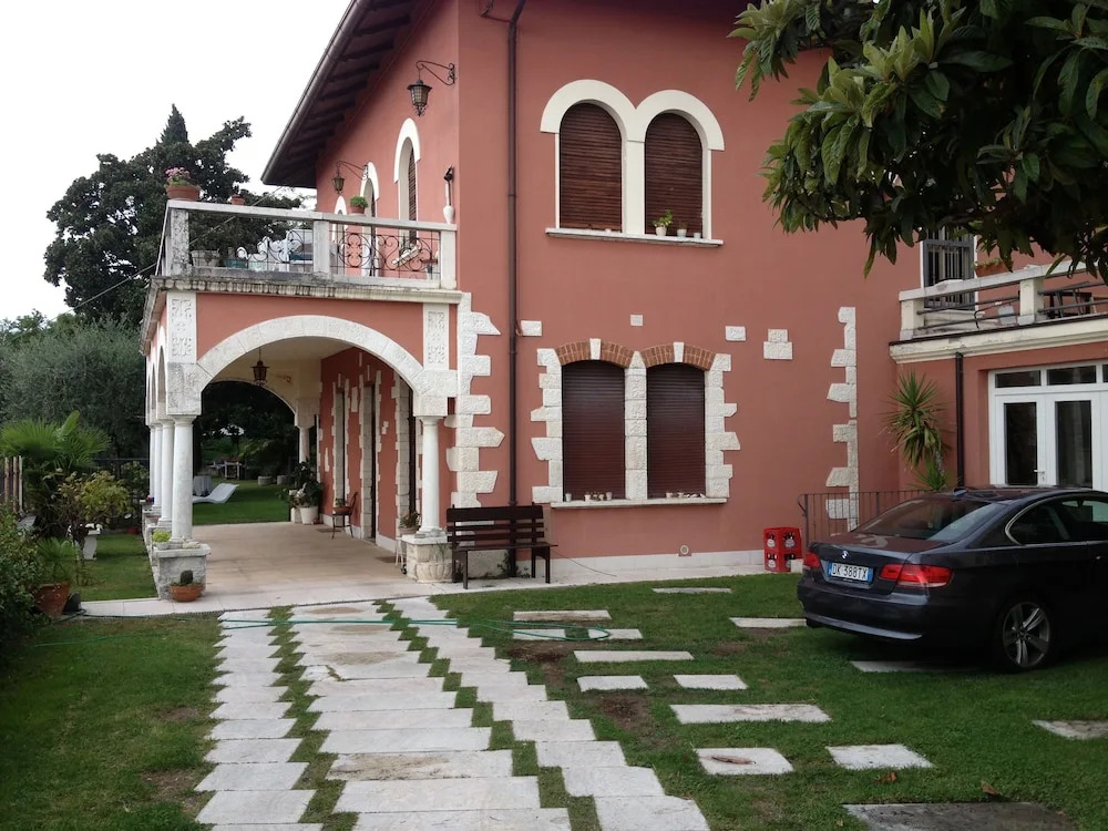 Villa Rossa