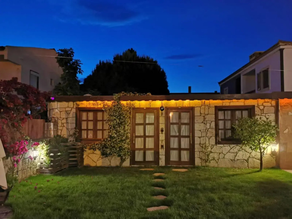 ZEVKLİLER ALAÇATI hotel