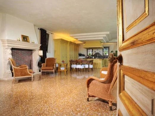 Villa Aldegheri