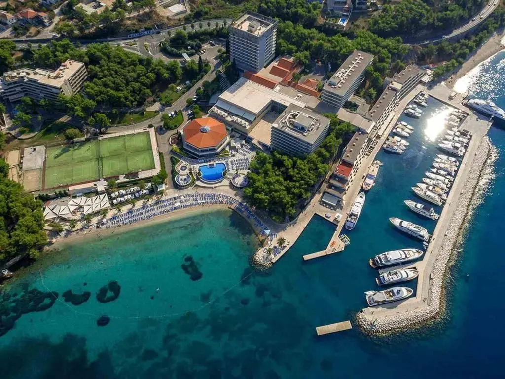 The Adriatic Pearl Split