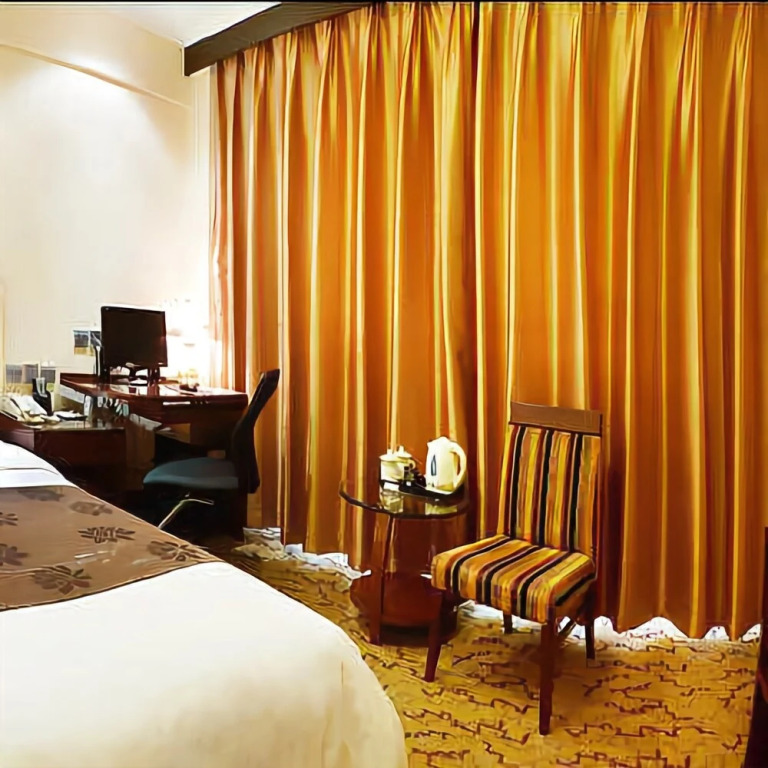 Yuhua Hotel