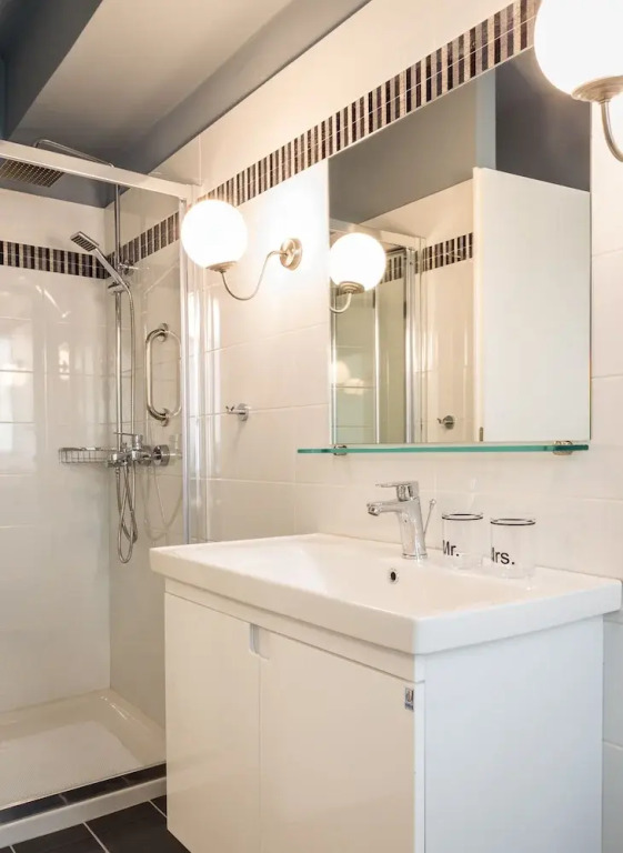 Exceptionally located apartment in Plaka