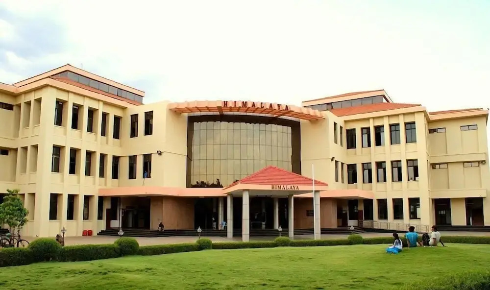 Swarna Sudarshan Service Apartments Sholinganallur