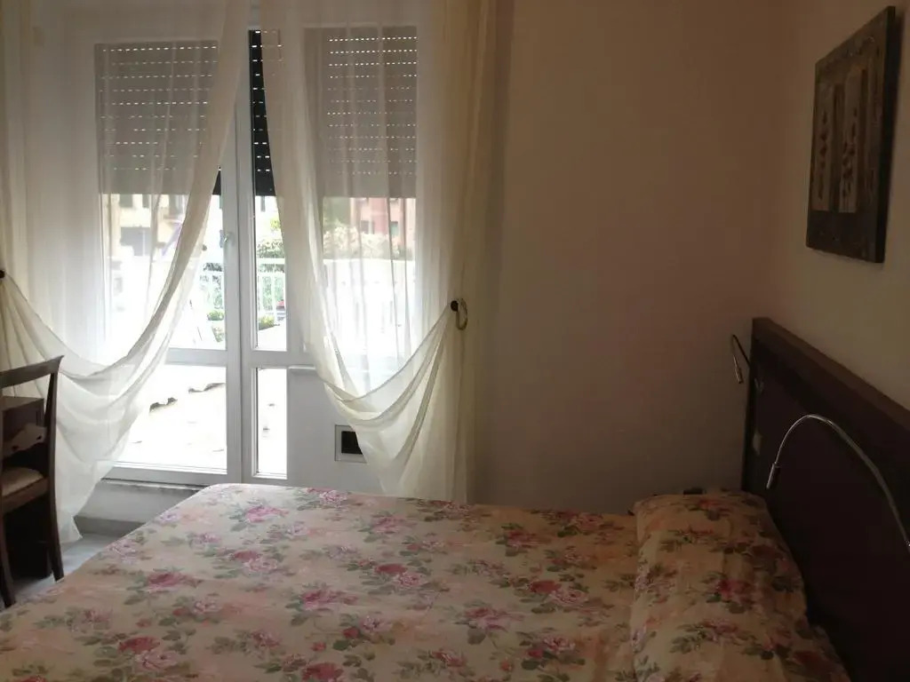 Hotel Dora