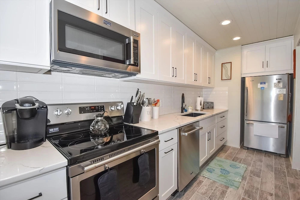 Ocean Village D40 Sandpiper by Long & Foster