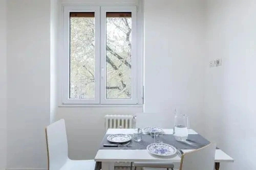 Piazza De Angeli M1 Comfortable Flat With Balcony
