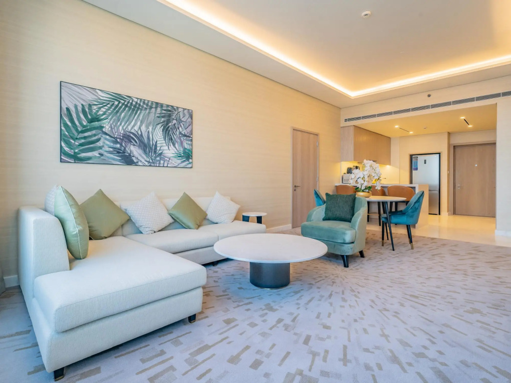 Palm Jumeirah- The Palm Tower 1 2205