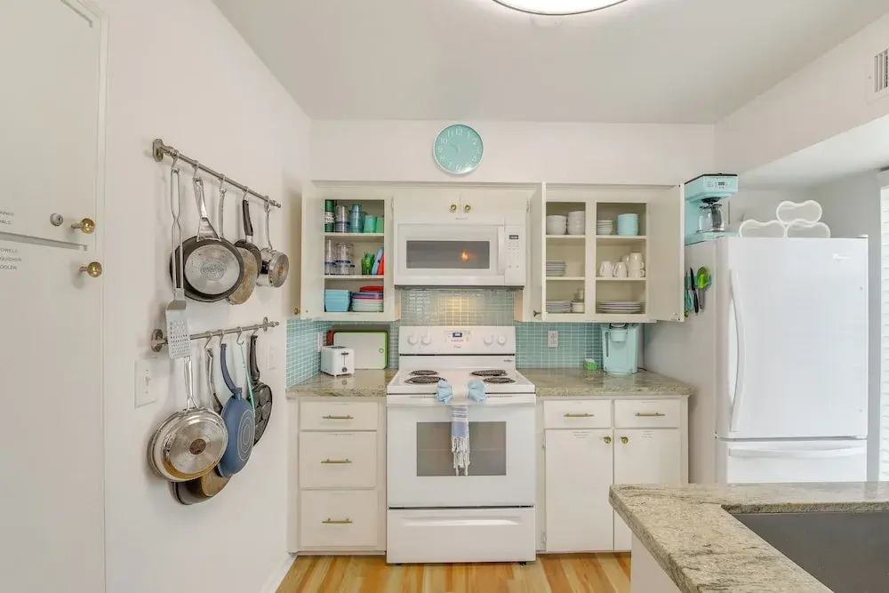 1 Block to Beach: Family Retreat in Galveston!