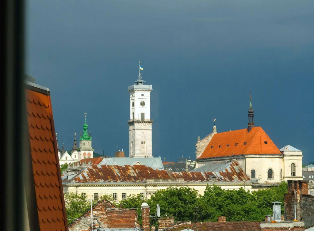 Rius Hotel Lviv