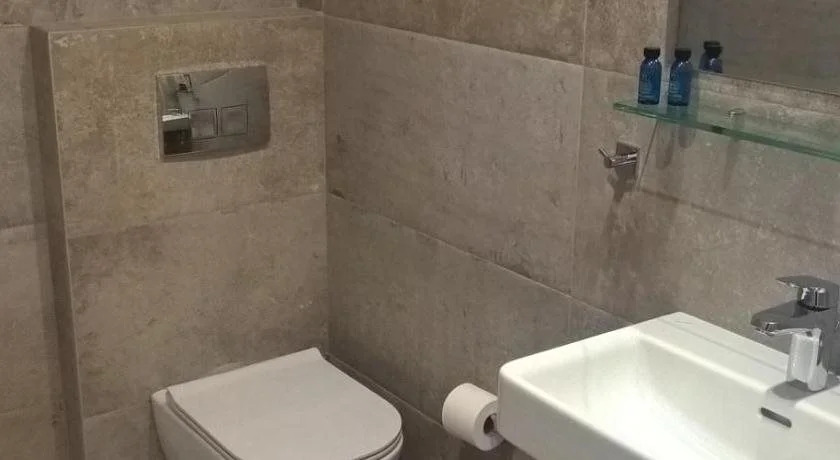 Oasis Apartments