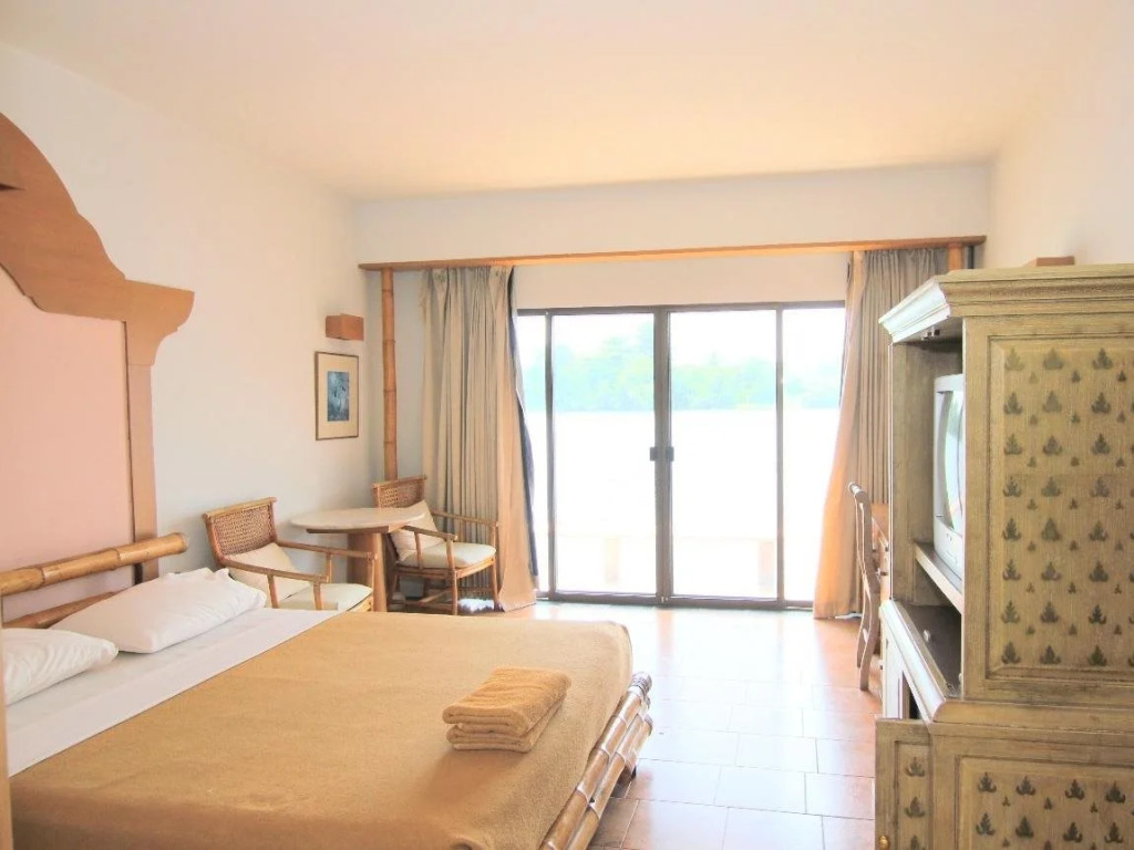 Kasem Island Resort
