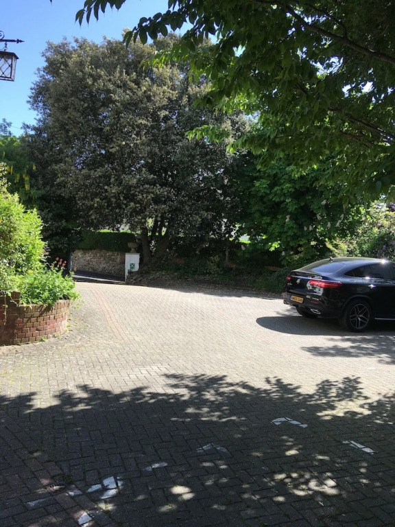 Upper Mount House