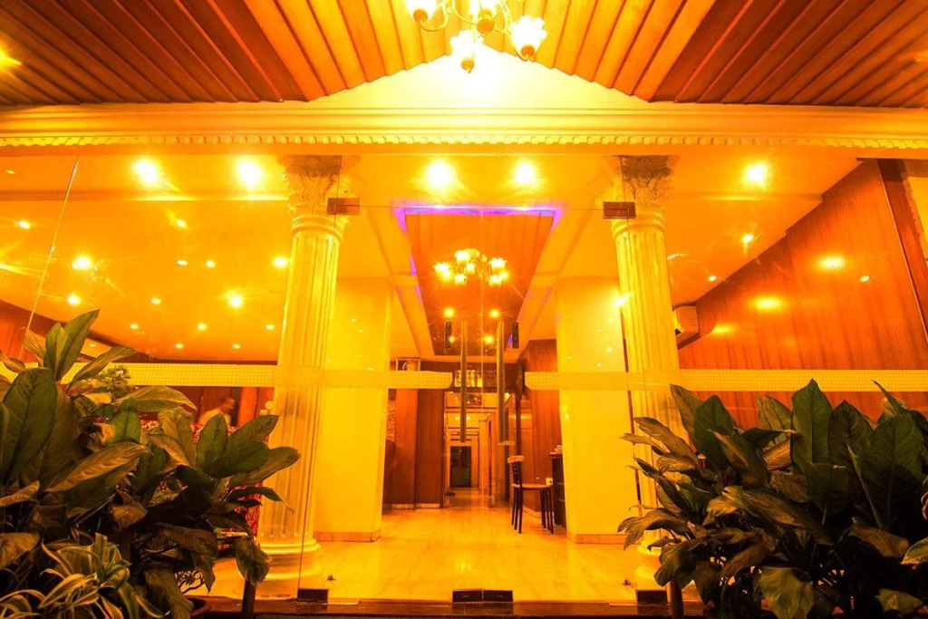 JJs PARK INN