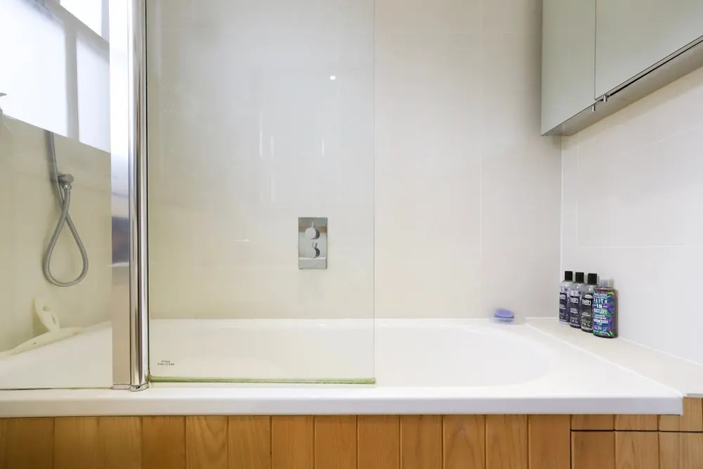 Unique 2 Bedroom House With Yoga Studio