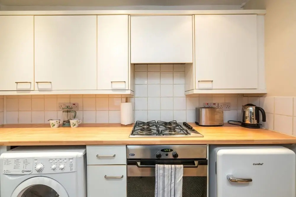 Spectacular 2BD Flat in Shepherds Bush