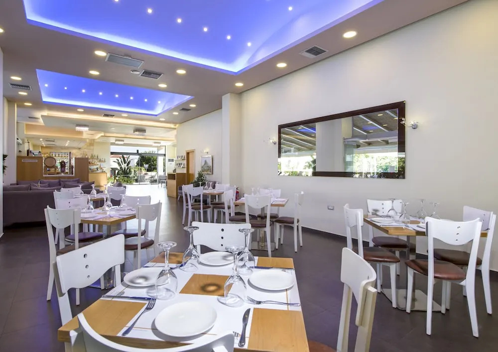 Isida Hotel Agia Marina