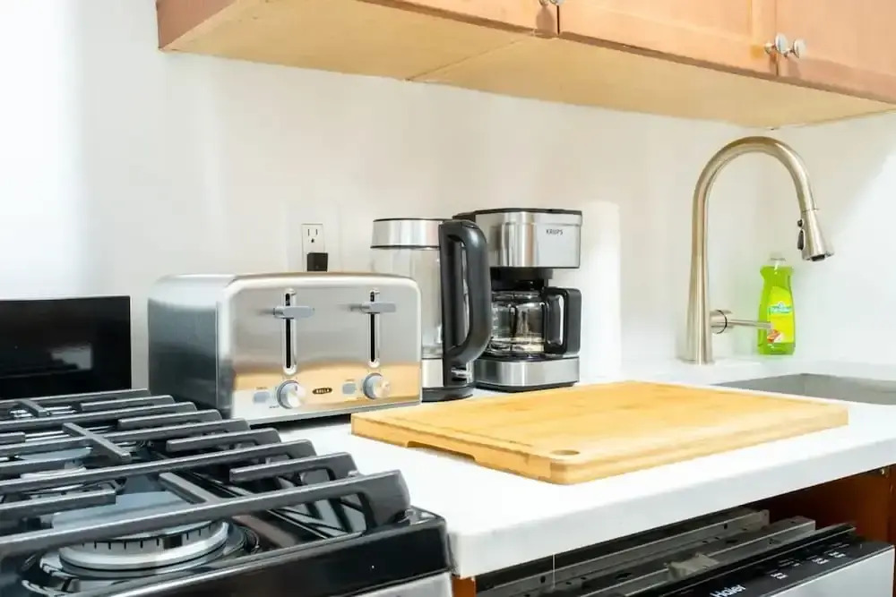 49-4a Prime Midtown Newly 2BR WD