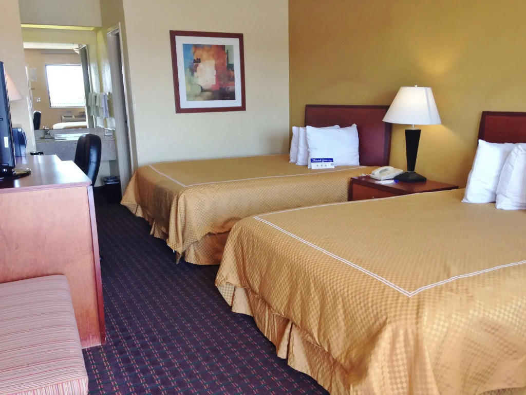 Americas Best Value Inn Yukon