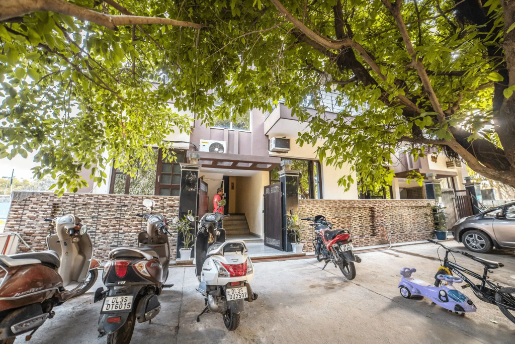 FabHotel Maple House Phase V