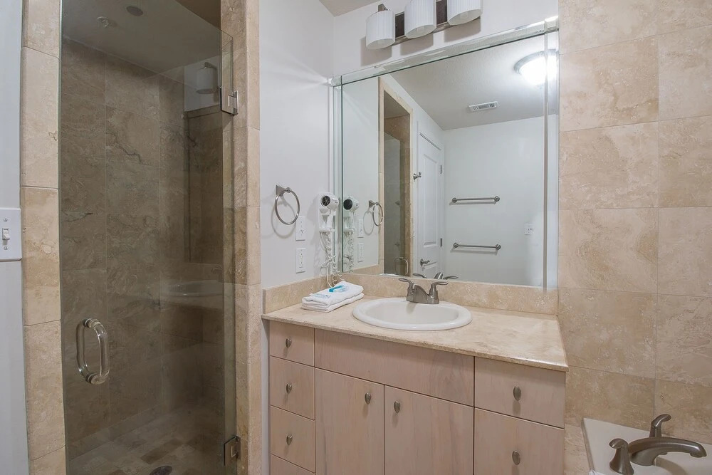 Sea Breeze-Sea Breeze 1002 Penthouse