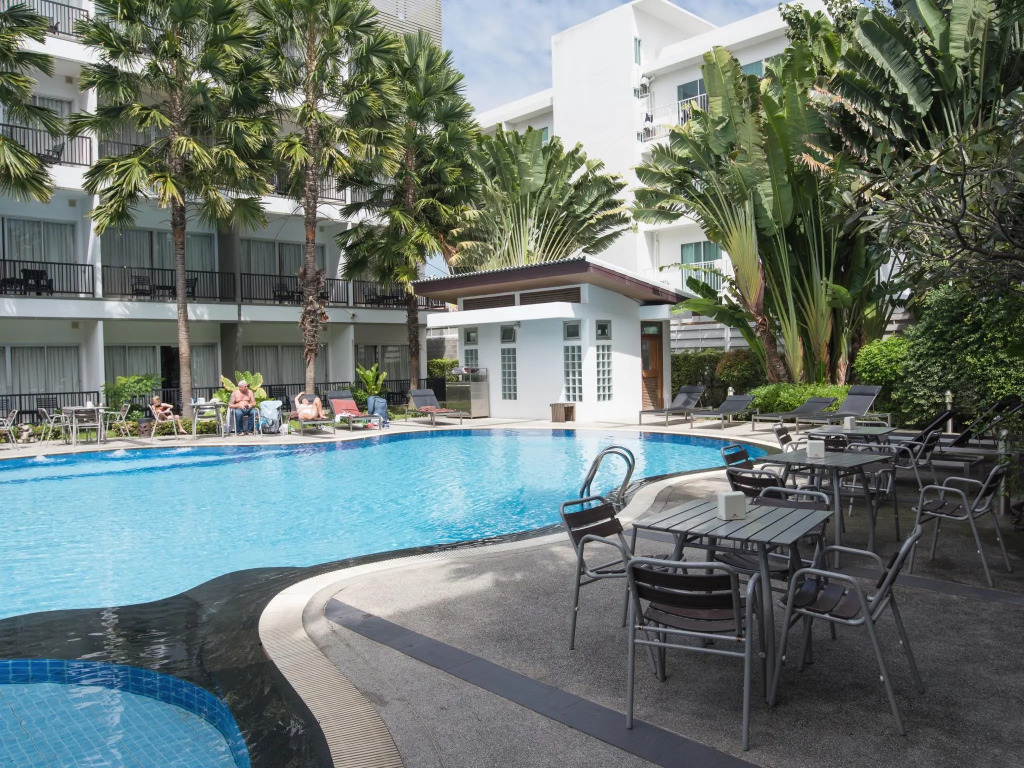 BS Premier Airport Hotel