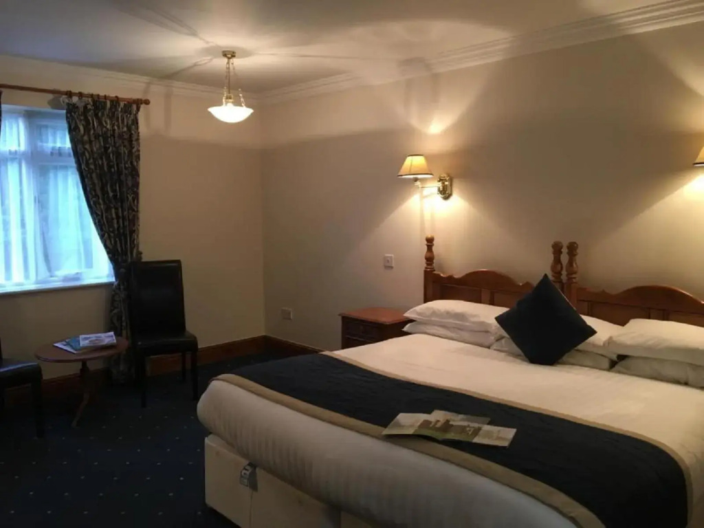 Cave Castle Hotel