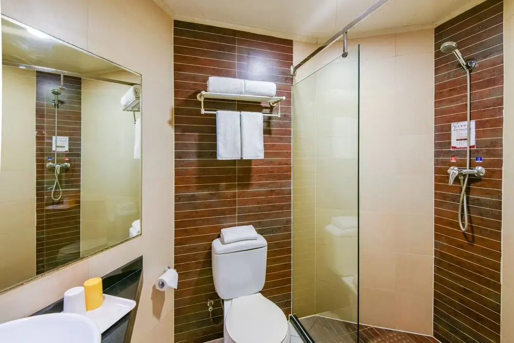 Jingcheng Business Hotel (Beijing Shilihe Metro Station)