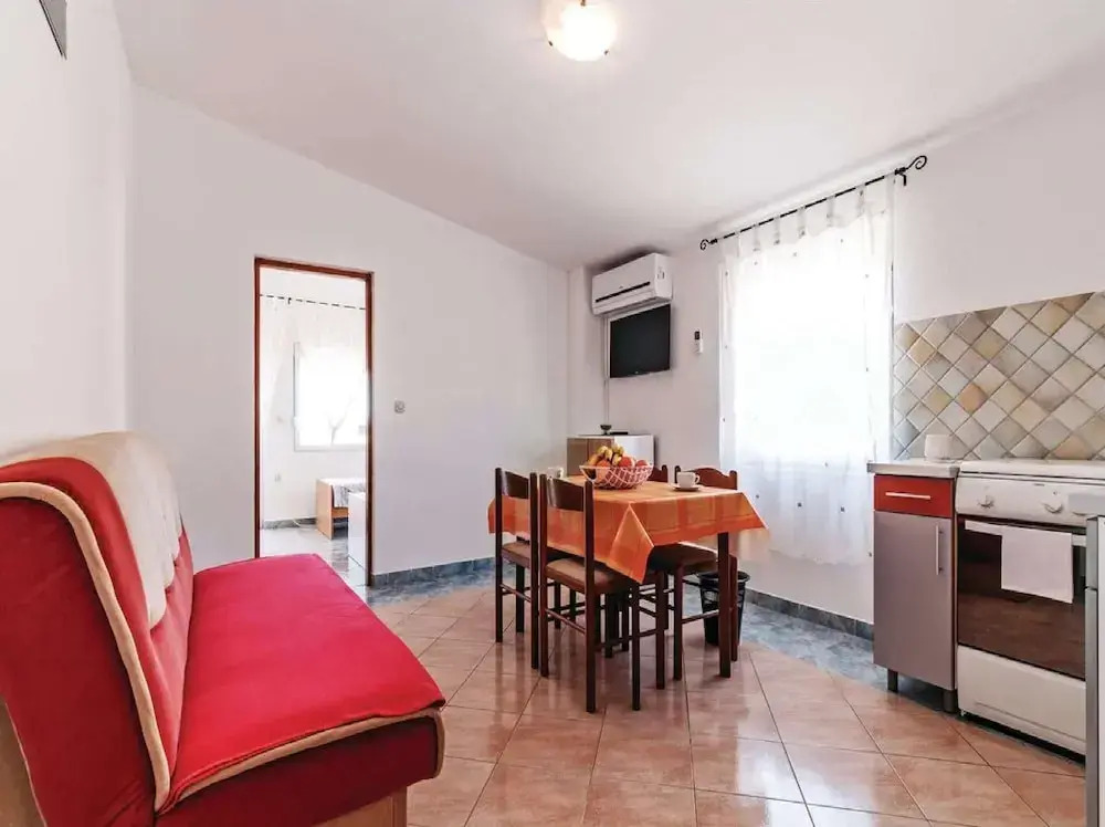Apartments Hak - One Bedroom Apartment With Balcony