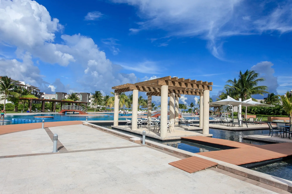 Mareazul 723 Sur by Riviera Rentals