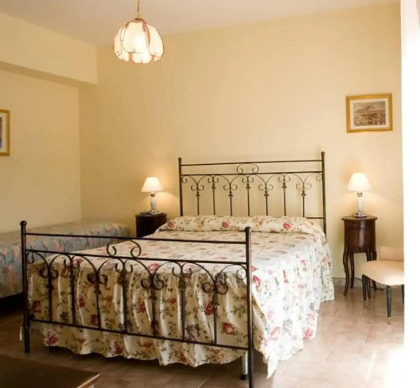 Bed & Breakfast Villa Flora