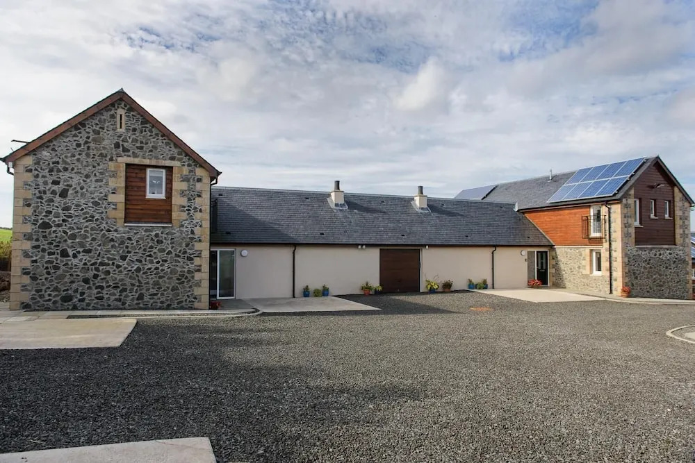 Elderburn Lodges