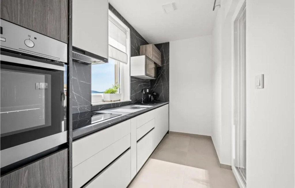 Apartment Srima 4