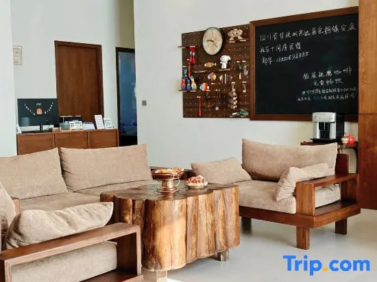 Shijianfang Cloud Scenic Inn