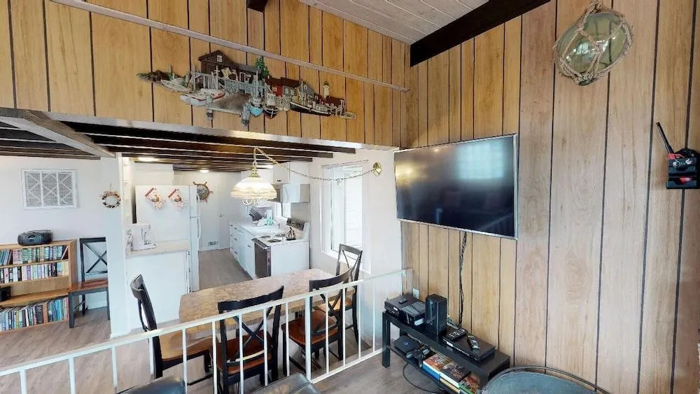 Woodley Beach House