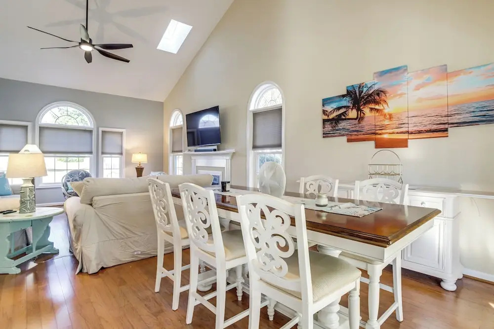 2 Mi to Bethany Beach: Family Retreat w/ Sunroom!