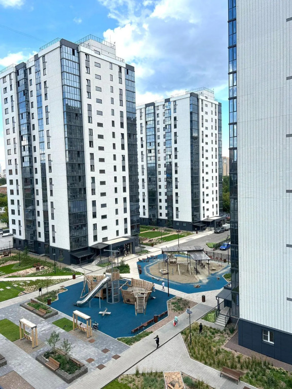 На Сутки на улице Спандаряна 1Б