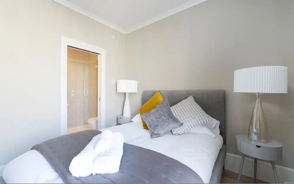 Gorgeous Apartment by the Park PS6