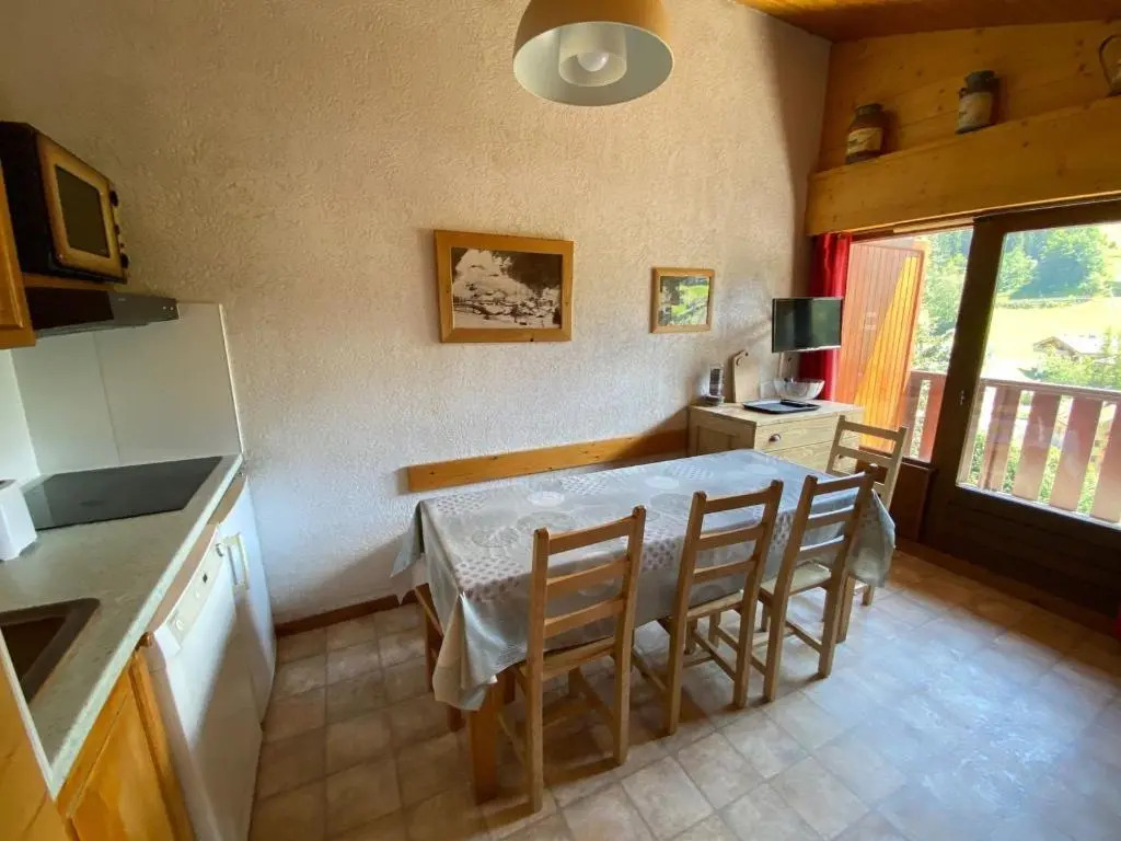 Appartement La Clusaz, 3 pièces, 6 personnes - FR-1-459-32